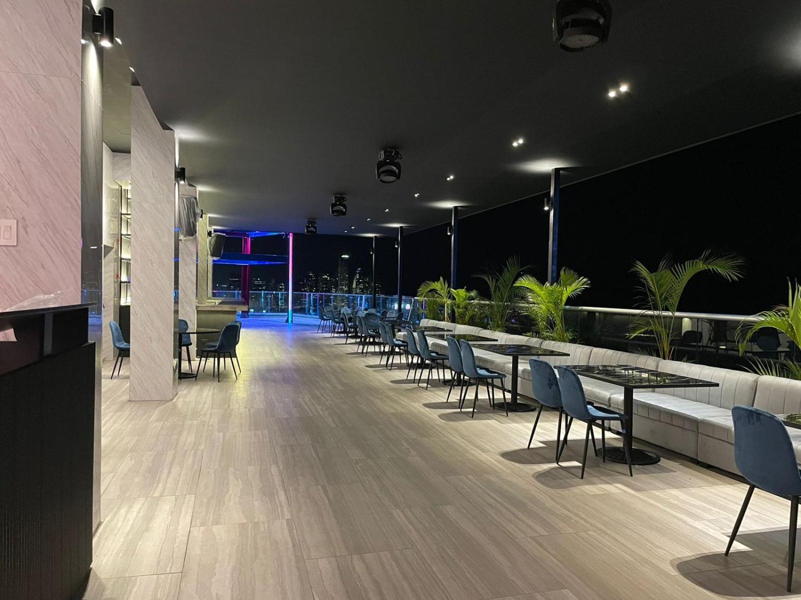 Moderno Apartamento En Avenida Balboa Панама Сити Екстериор снимка